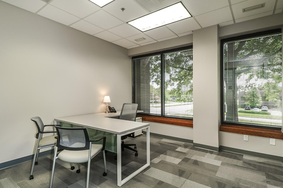 Office Evolution Overland Park, KS | Office Space & Solutions