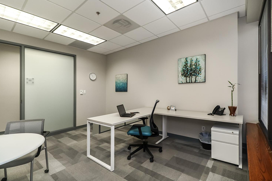 Office Evolution Overland Park, KS | Office Space & Solutions